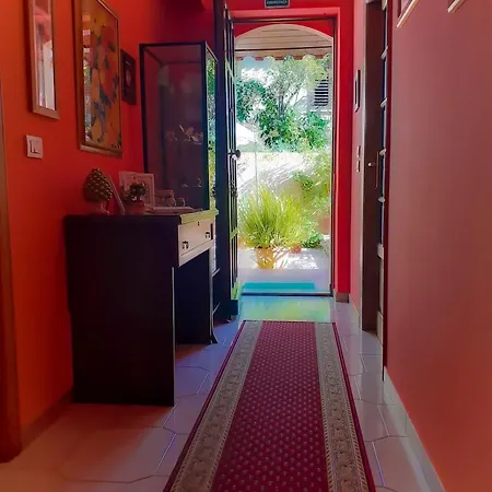 فندق مبيت وإفطار Rosangela