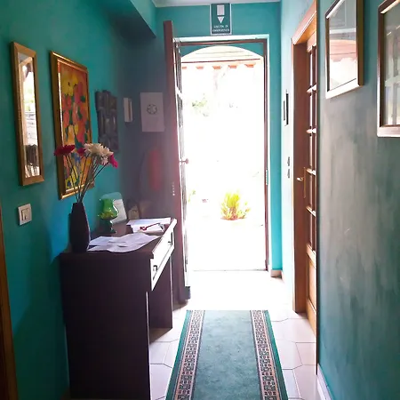 فندق مبيت وإفطار Rosangela