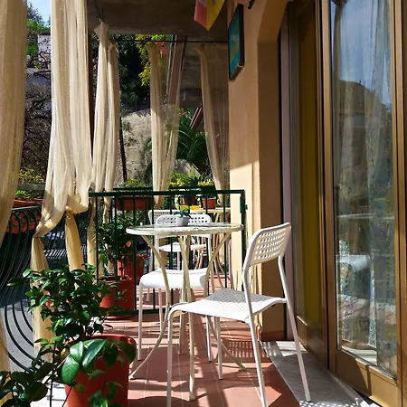 Rosangela 3* تاورمينا