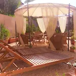 Rosangela Bed & Breakfast 3*