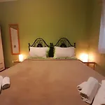 Rosangela Bed & Breakfast 3*